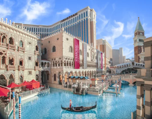 THE VENETIAN PRESTIGE CLUB